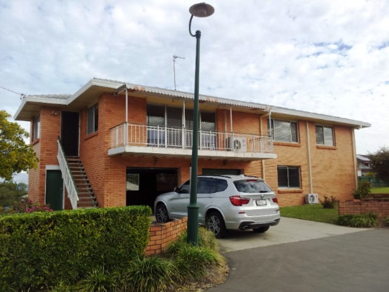 221 Benowa Road, Benowa QLD 4217