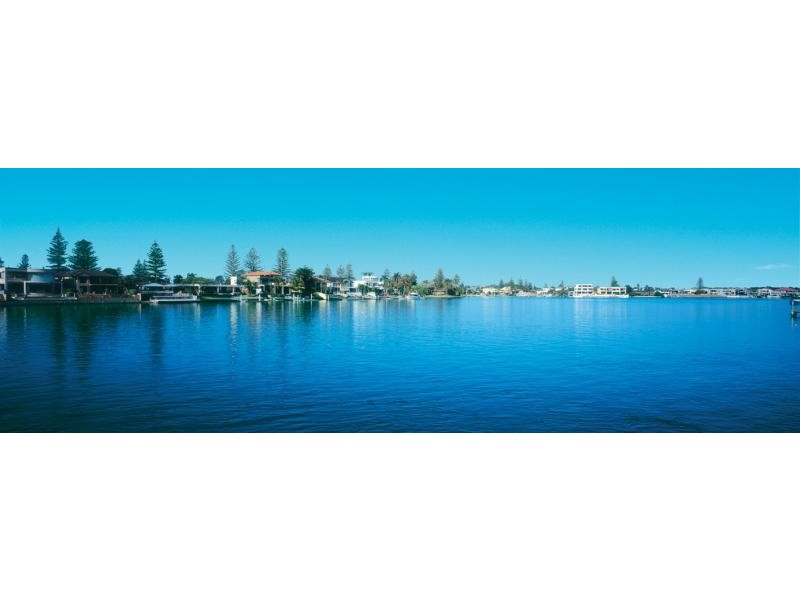 30 Paradise Island, Surfers Paradise QLD 4217