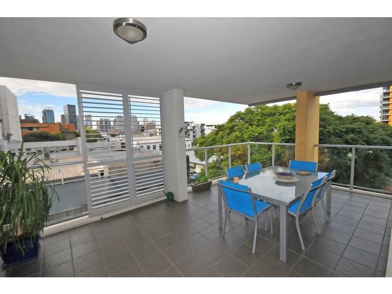 32/10 Manning St, South Brisbane QLD 4101