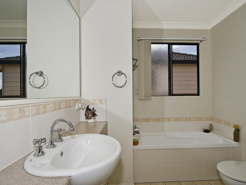 18/2 Springhill Drive, Sippy Downs QLD 4556