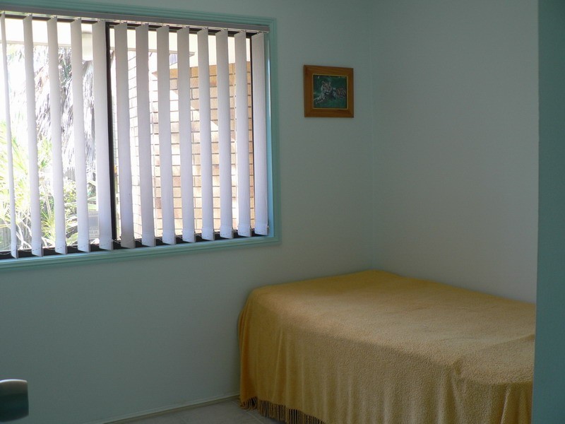 4 Dorothy Place, Varsity Lakes QLD 4227