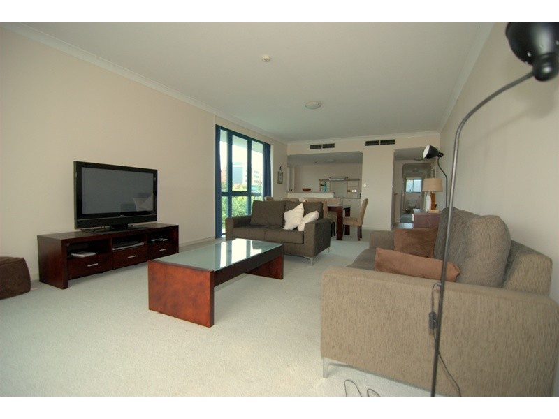 35 Ferry Street, Kangaroo Point QLD 4169