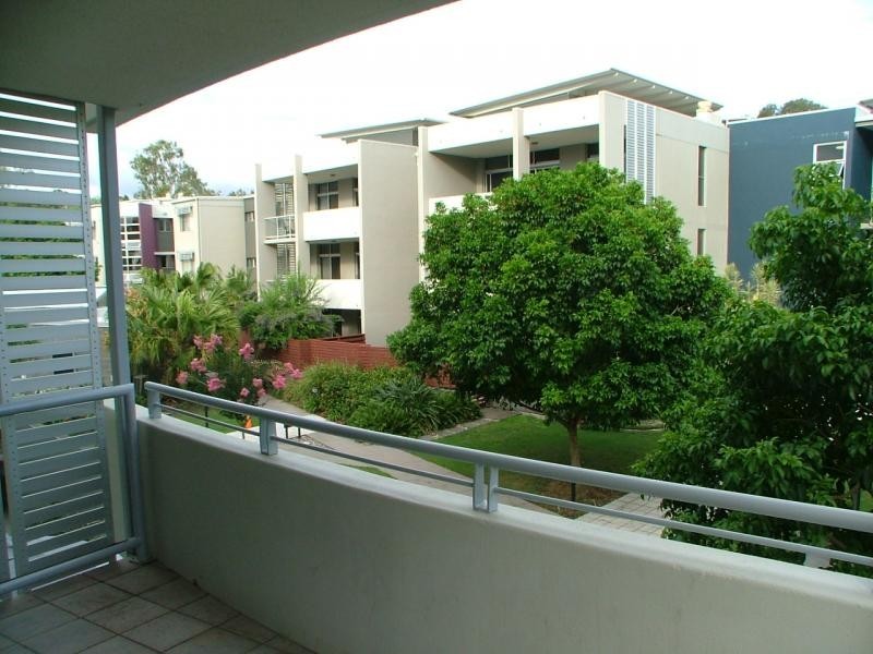 69/2 Campbell St, Toowong QLD 4066