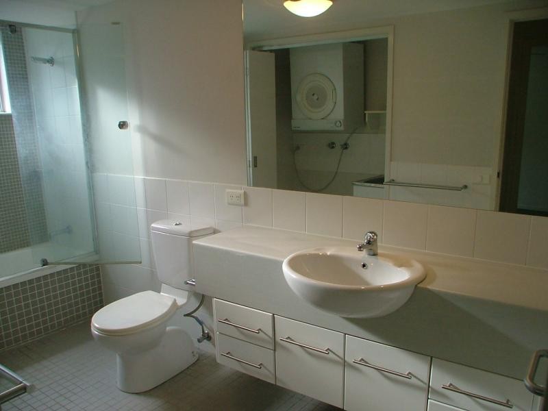 69/2 Campbell St, Toowong QLD 4066