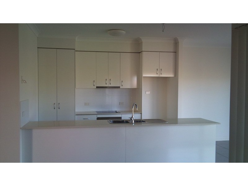 13 Marks Drive, Varsity Lakes QLD 4227