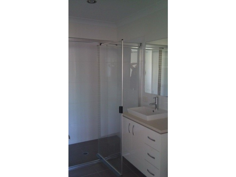 13 Marks Drive, Varsity Lakes QLD 4227