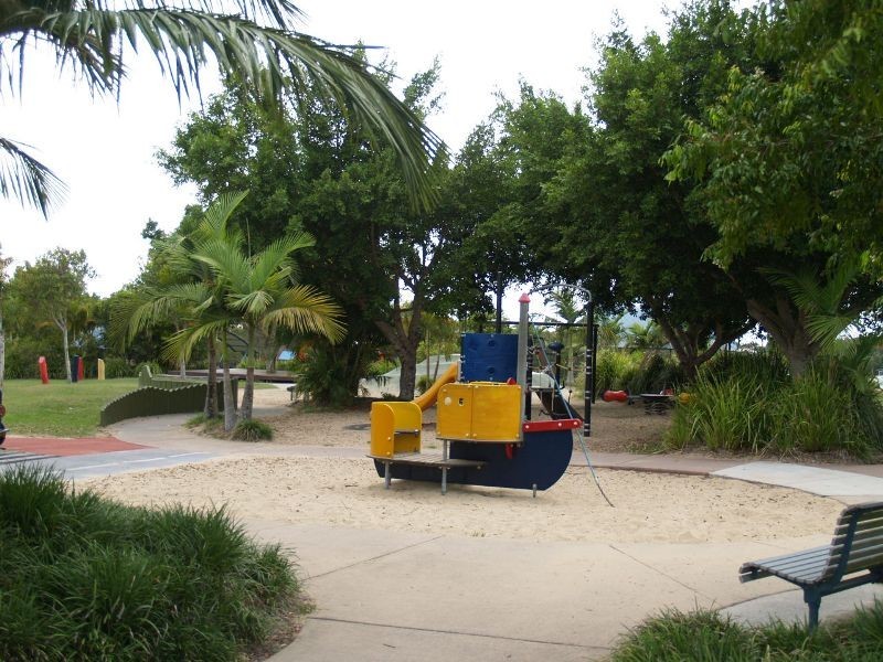 Pacific Pines QLD 4211