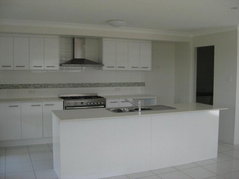 North Lakes QLD 4509