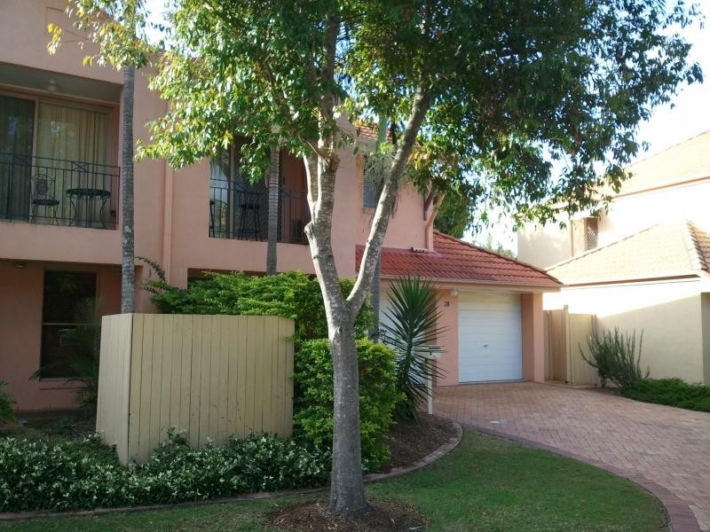 101 Coutts Street, Bulimba QLD 4171