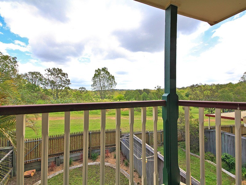 4/302 College Road, Karana Downs QLD 4306