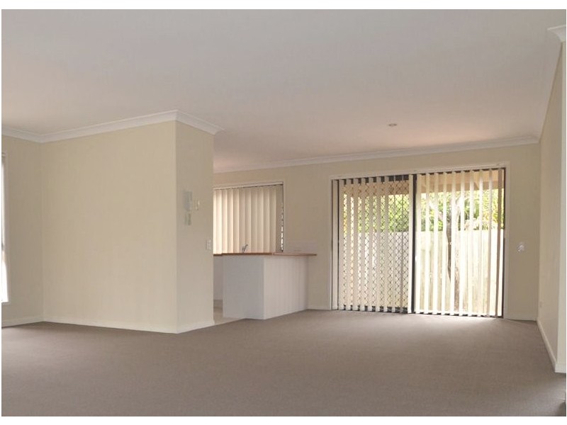 31/24 Amsonia Court,, Arundel QLD 4214