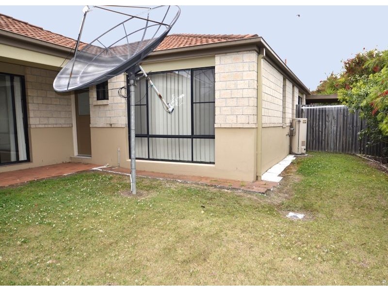 32/24 Amsonia Court,, Arundel QLD 4214