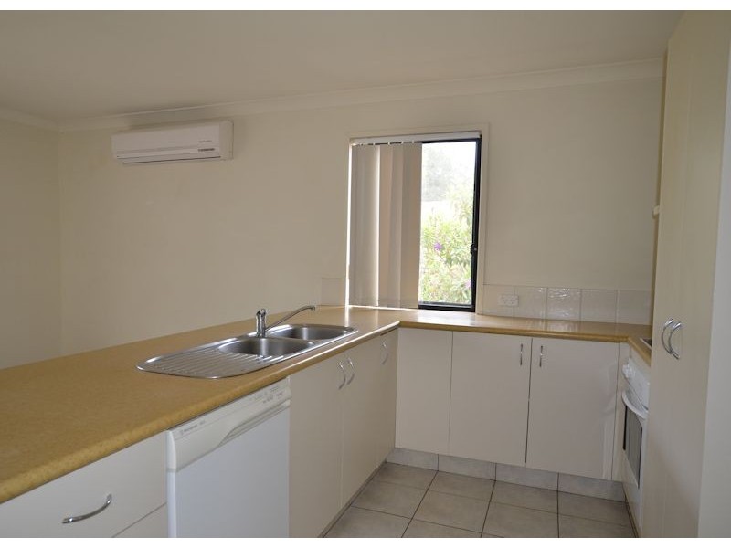 32/24 Amsonia Court,, Arundel QLD 4214