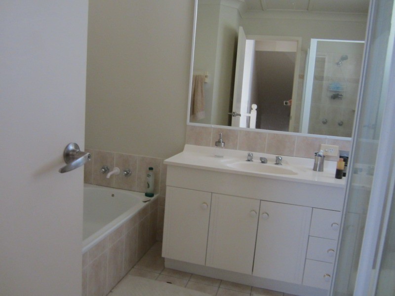272 Oxley Drive, Runaway Bay QLD 4216