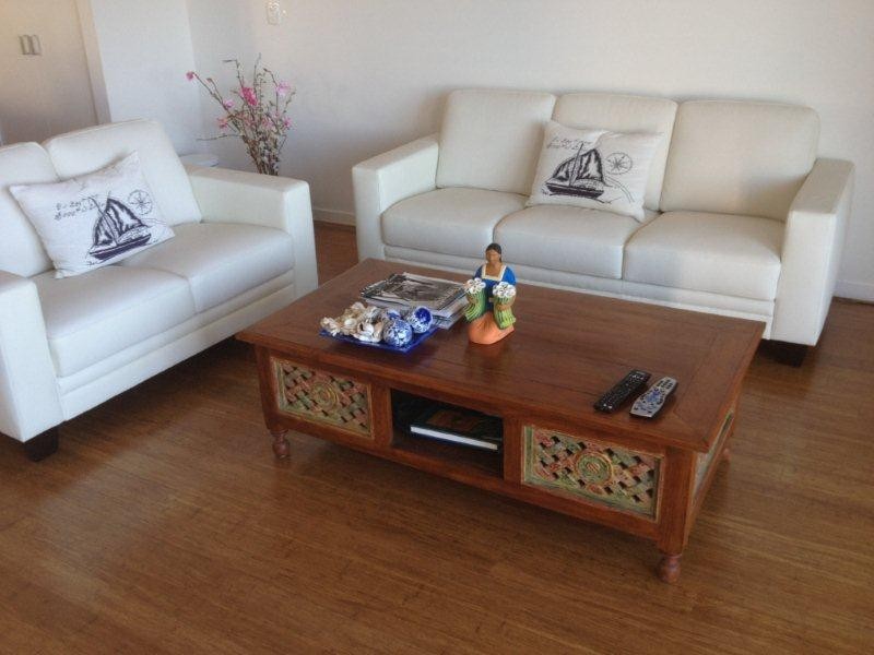 9 Moores Crescent, Varsity Lakes QLD 4227