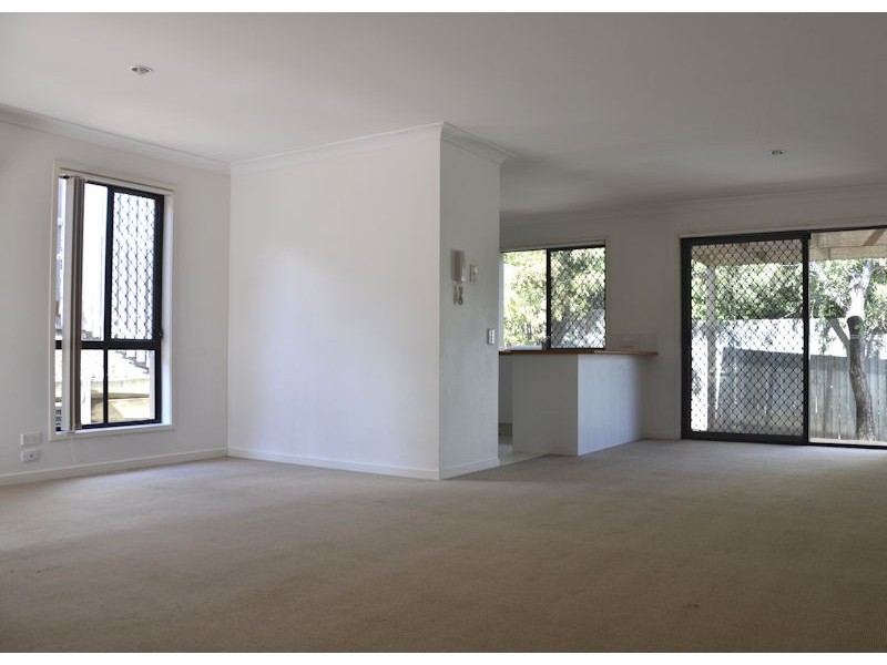 31/24 Amsonia Court,, Arundel QLD 4214