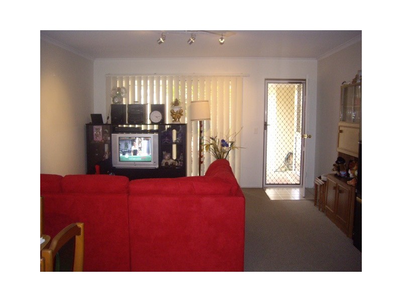 6/128 Benowa Road, Southport QLD 4215