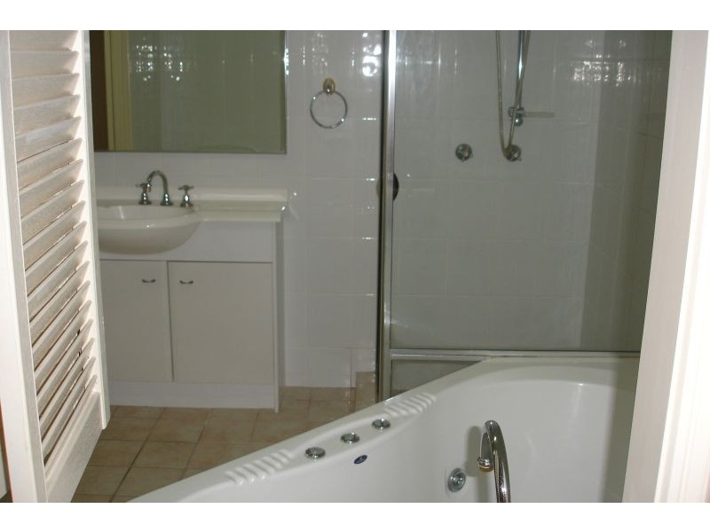 88-98 Limetree Parade,, Runaway Bay QLD 4216