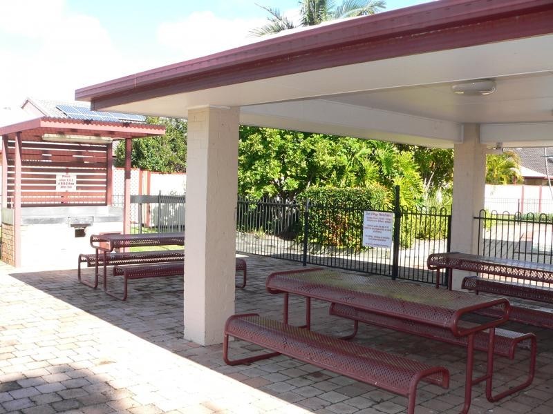 23/128 Benowa Road, Southport QLD 4215