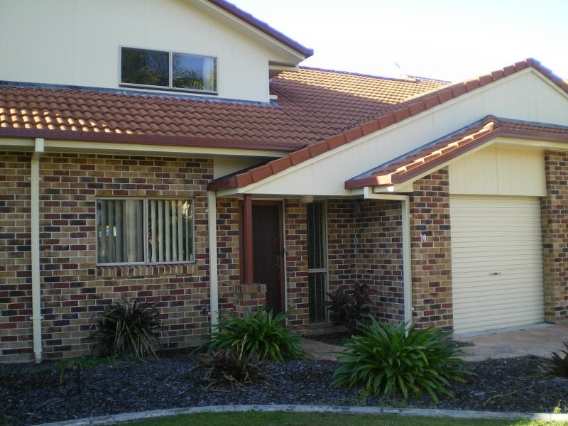 272 Oxley Drive, Runaway Bay QLD 4216