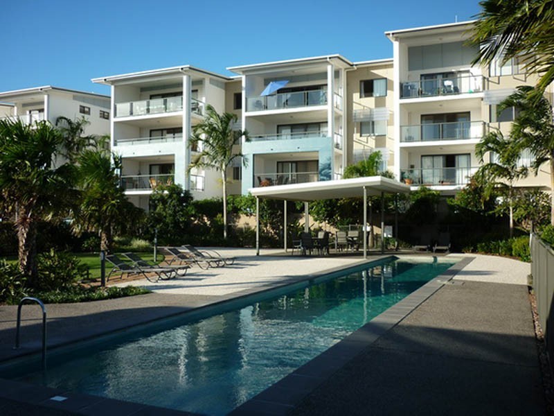 22/4 Grand Parade, Kawana Island QLD 4575