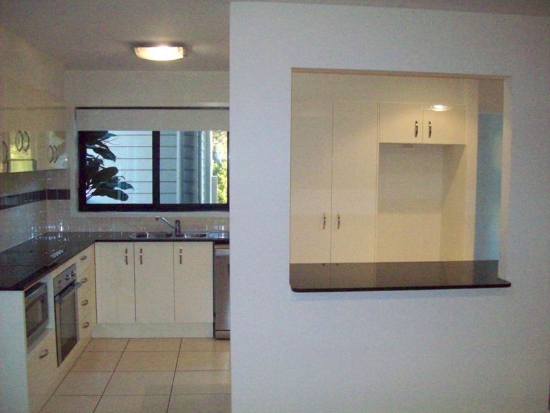 2/2 Hans Boysen Drive, Mudjimba QLD 4564