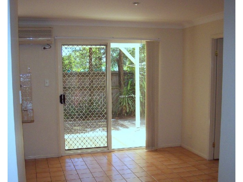 15/27 Camille Crescent, Wynnum West QLD 4178