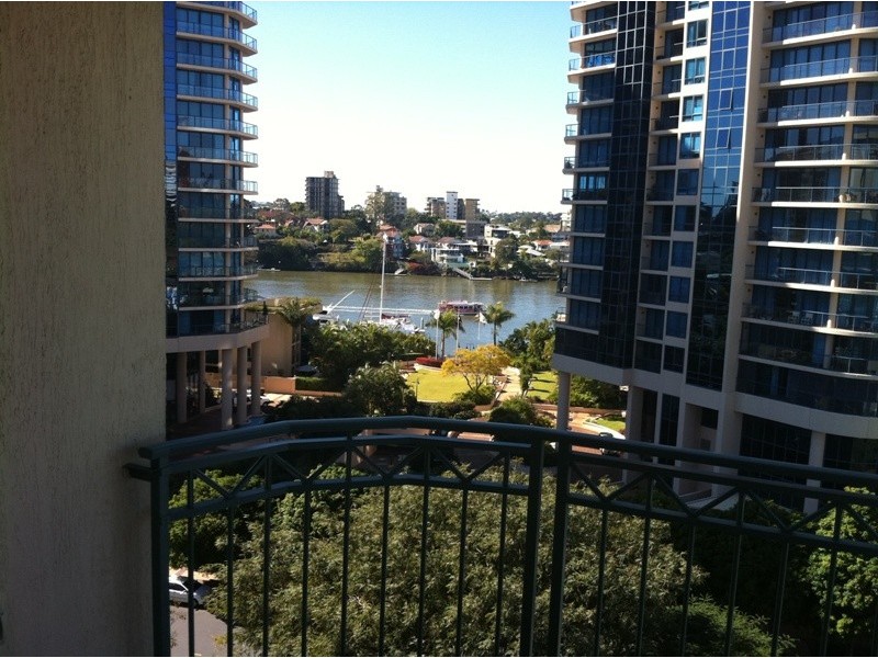 29/1 Goodwin Street, Kangaroo Point QLD 4169