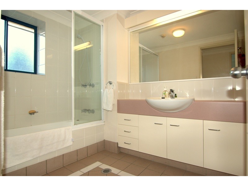 35 Ferry Street, Kangaroo Point QLD 4169