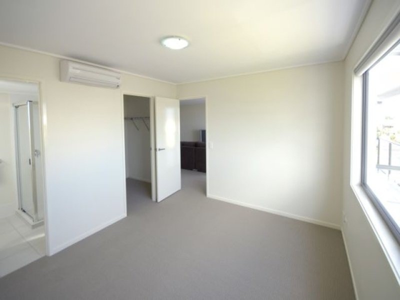 Kawana Island QLD 4575