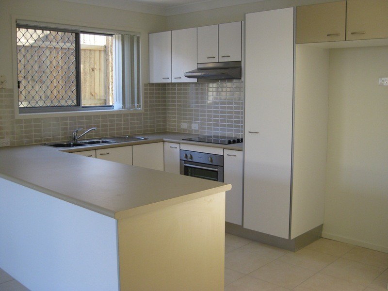 Pacific Pines QLD 4211