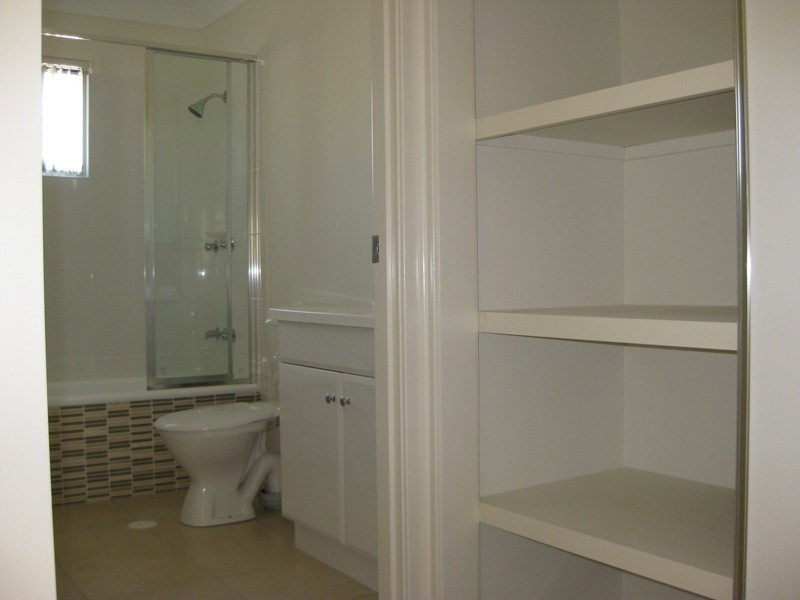 Pacific Pines QLD 4211