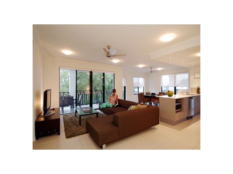Palm Cove QLD 4879