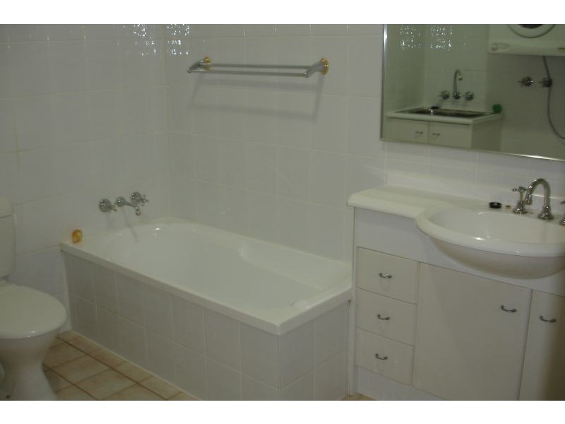 88-98 Limetree Parade,, Runaway Bay QLD 4216