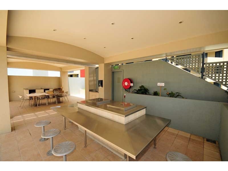 42 Ferry Street, Kangaroo Point QLD 4169