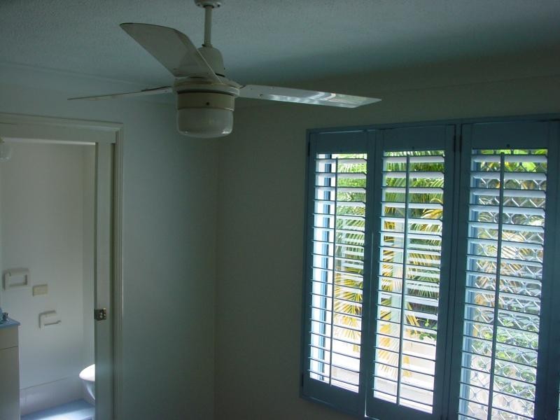 1/103-105 Frank Street, Labrador QLD 4215