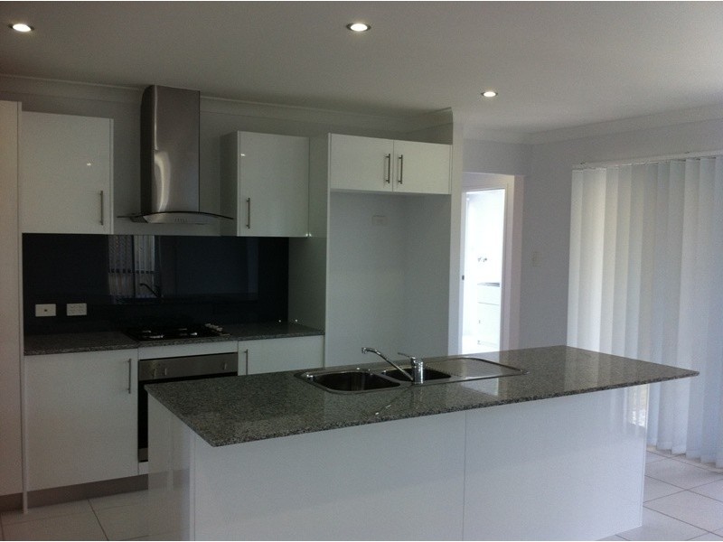 11 Kulki Way, Coomera QLD 4209