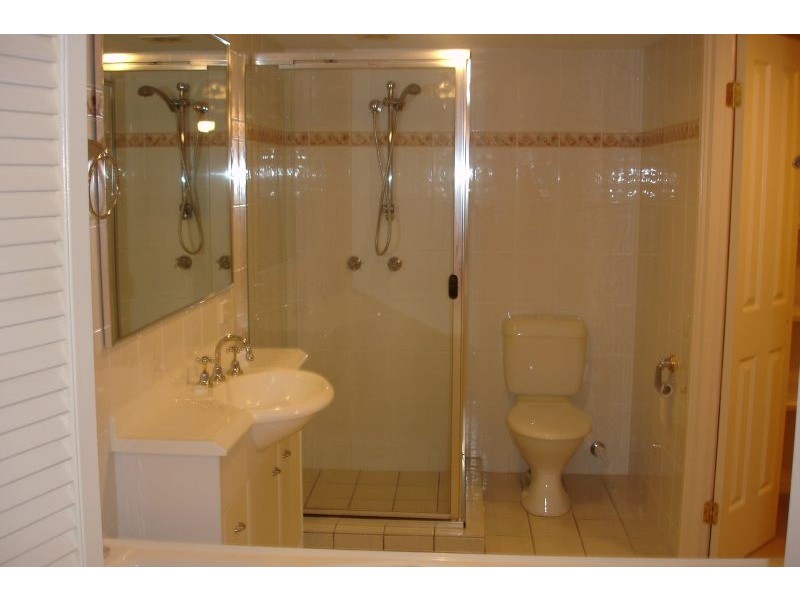 88-98 Limetree Parade,, Runaway Bay QLD 4216