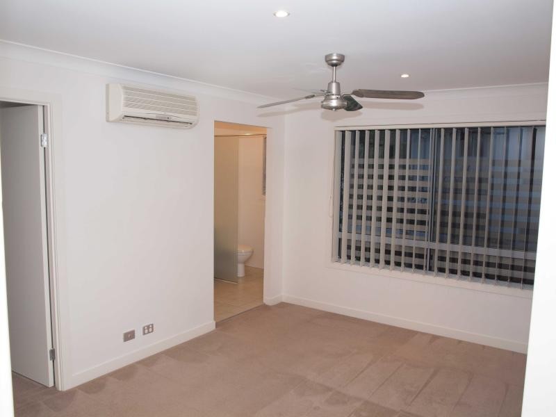 108/19 Carina Peak Drive, Varsity Lakes QLD 4227