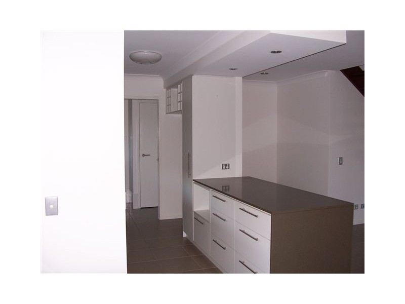 39/110 Tours Way, Burleigh Waters QLD 4220