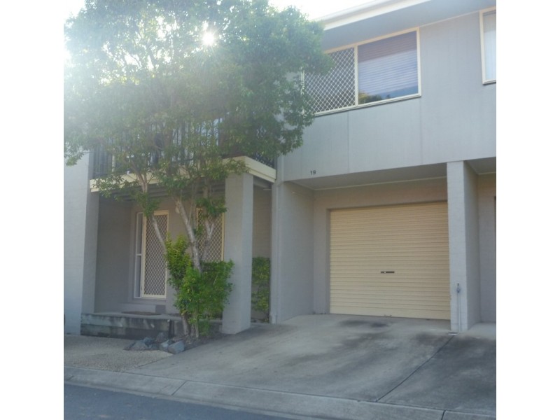 3 Arundel Drive,, Arundel QLD 4214