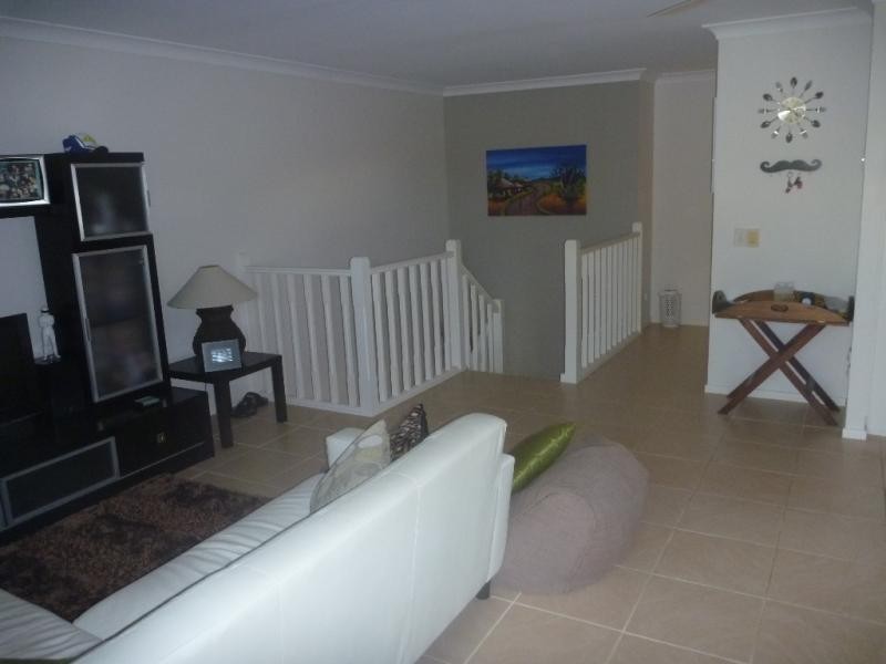 3 Arundel Drive,, Arundel QLD 4214