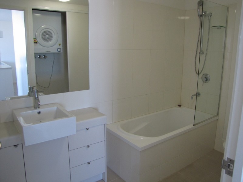 23 Playfield Street, Chermside QLD 4032