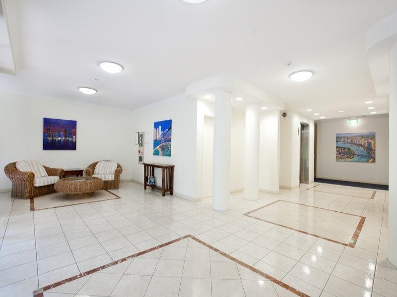 45 Deakin Street, Kangaroo Point QLD 4169