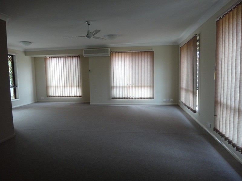 */117 Macquarie Avenue, Molendinar QLD 4214