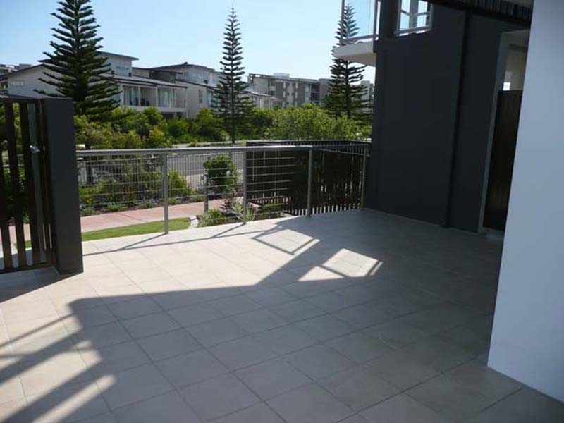 11/10 Grand Parade, Kawana Island QLD 4575