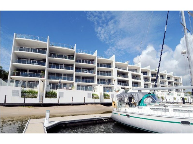 11 Nicklin Way, Minyama QLD 4575