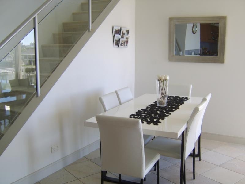 13 Nicklin Way, Minyama QLD 4575