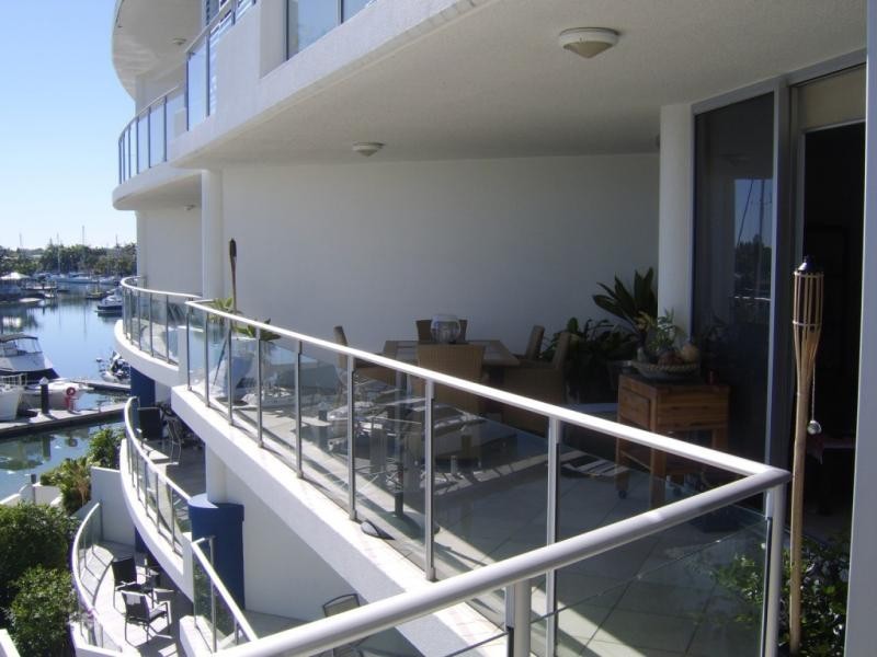 13 Nicklin Way, Minyama QLD 4575