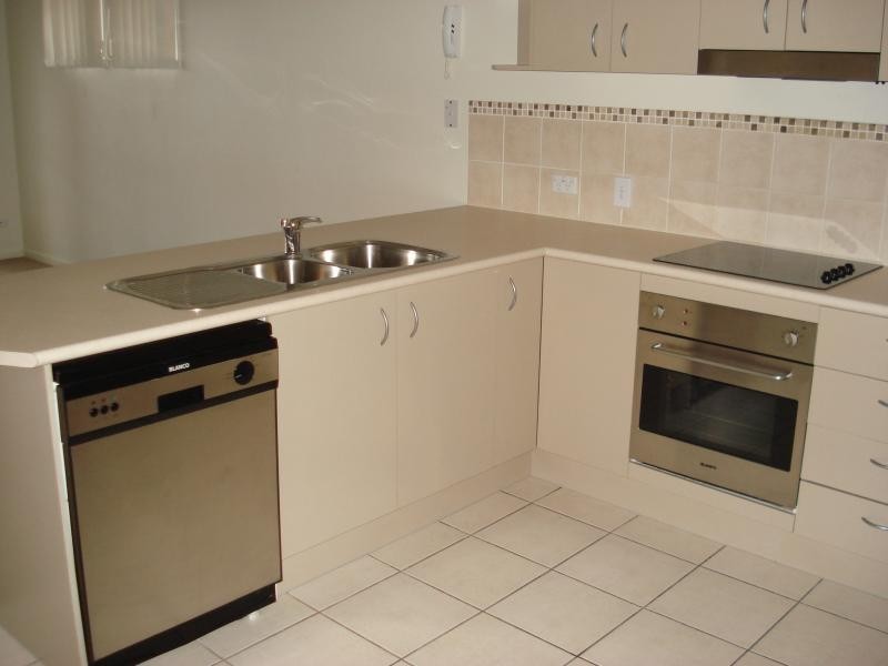 6/2 Springhill Drive, Sippy Downs QLD 4556